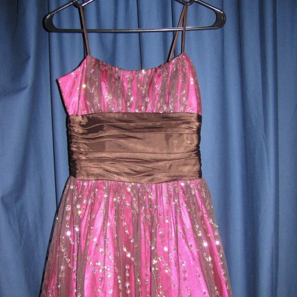 Morgan & Co. size 1/2 dress pink and brown dress